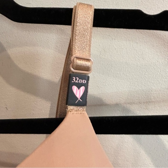 LA VIE EN ROSE SZ 32 DD No Underwire Padded Adjustable Straps Back Beige Bra - Picture 2 of 7